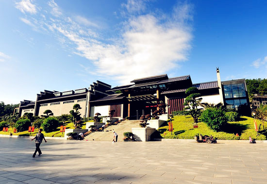 這個夏天，我和“偉人”一起過@chinaadec.com