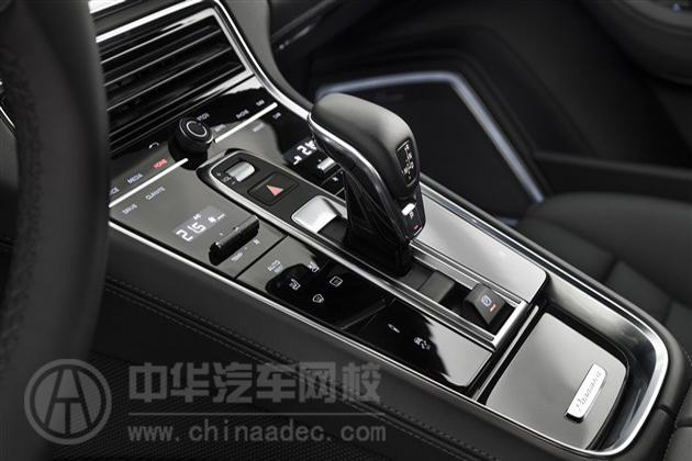 歐洲大神測全新Panamera@chinaadec.com